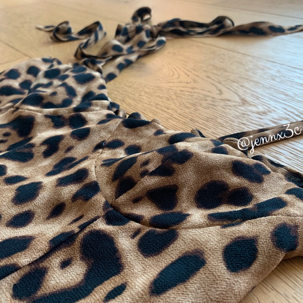 ❌[SOLD]❌Reformation Blanca Top || Leopard 🐆 - Picture 8 of 16